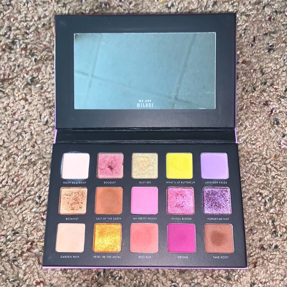 MILANI Gilded Flora Eyeshadow Palette